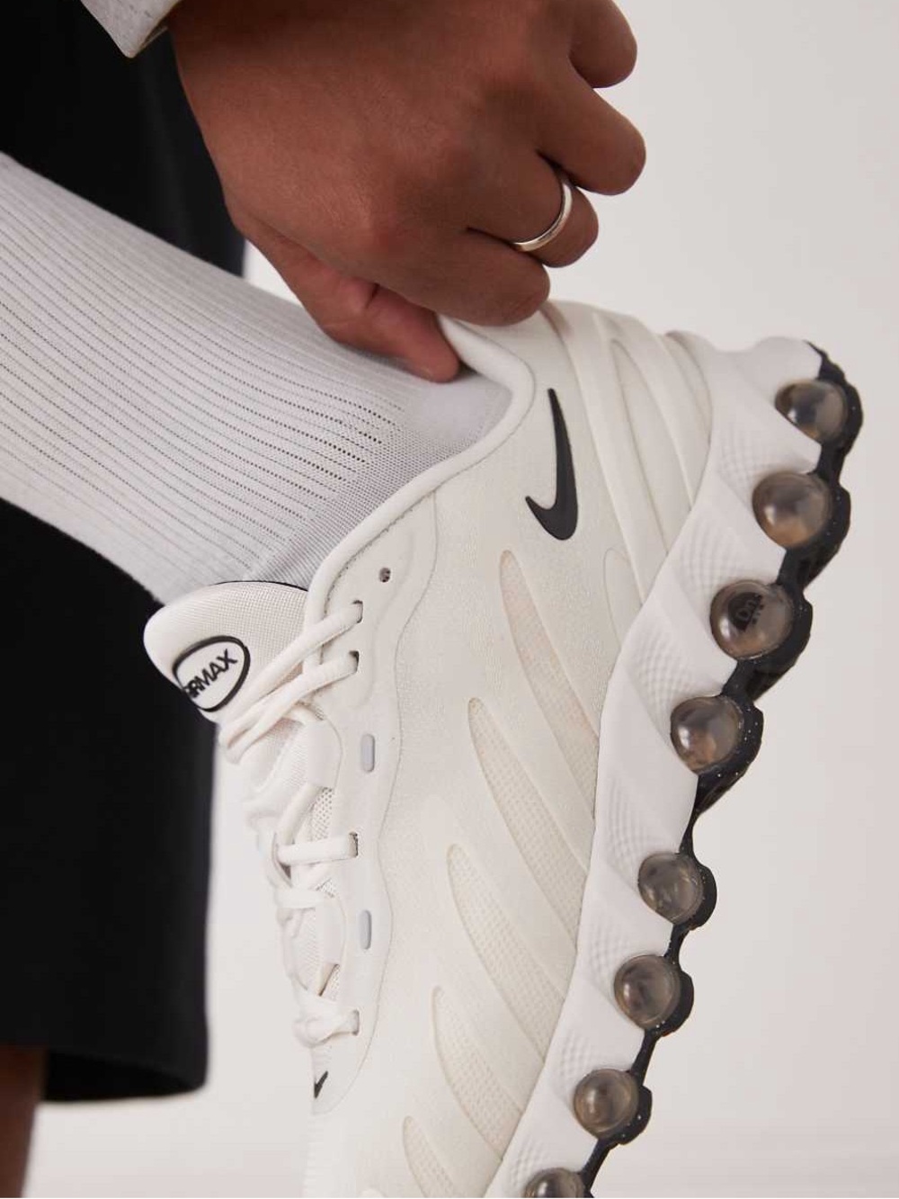 🆕 Nike Air Max sneakers Dn8